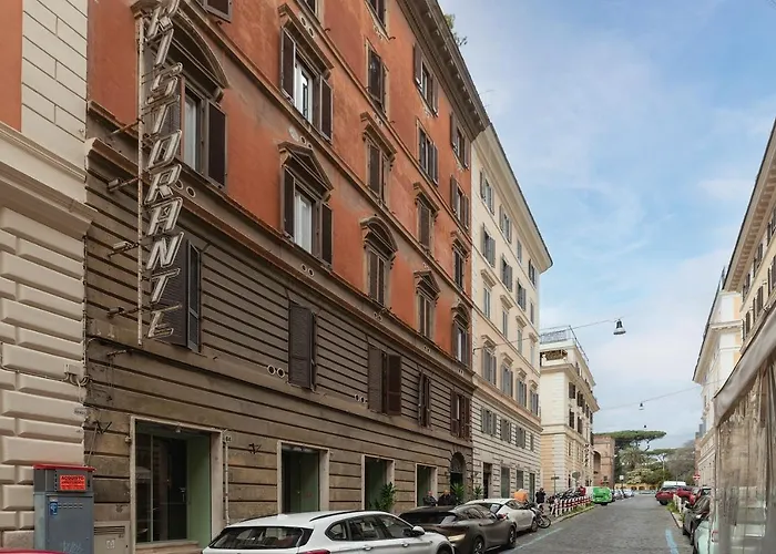 Bright Apartment Near Villa Borghese